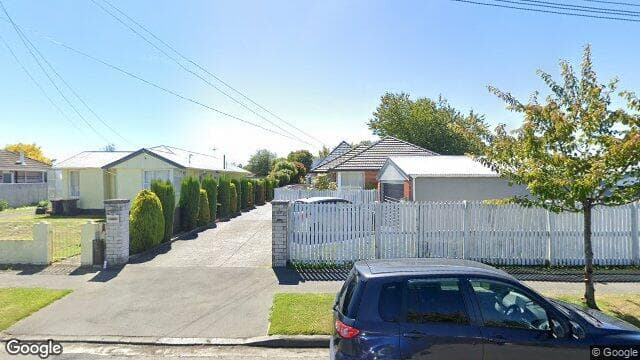 4B Mclellan Place