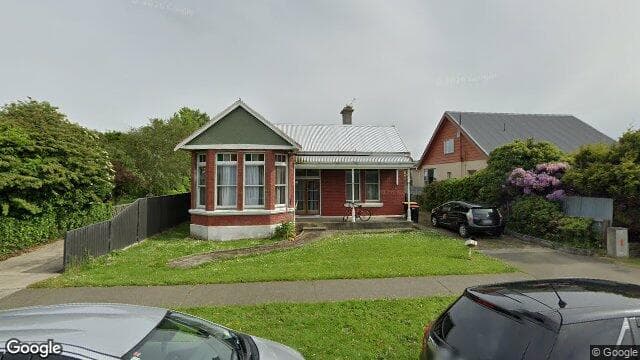 36 Robertson Street