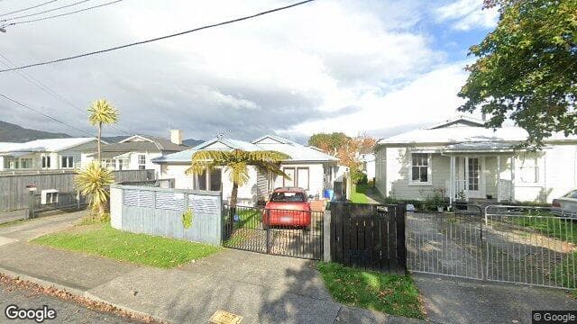 Street view of 48 Randwick Cres