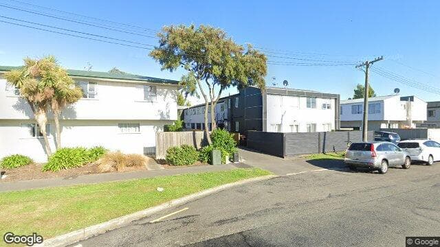 4/27 Brockworth Place