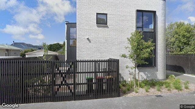 1/18 Cornwall Street