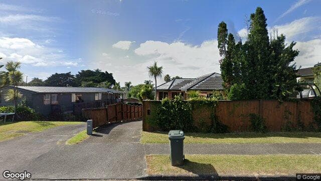 20 Carnoustie Drive