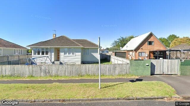Street view of 4A Douglas Cres