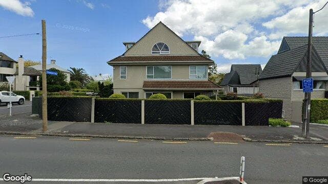 3/90 Gladstone Road