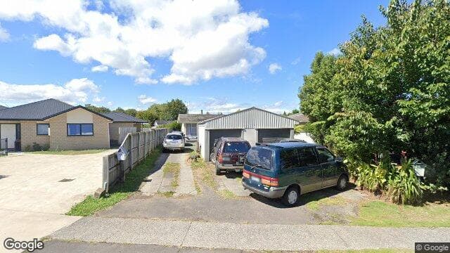 415 Kahikatea Drive