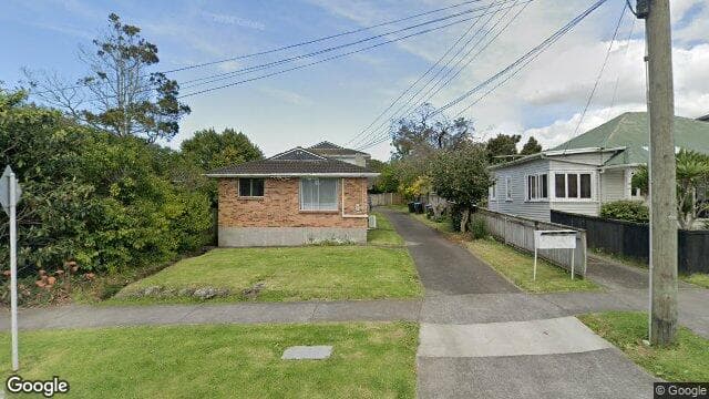 4/5 Bollard Avenue