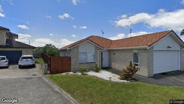 16 Zoe Court