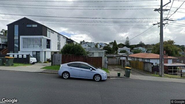 2/176 Archers Road