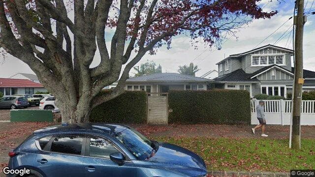23 Dignan St