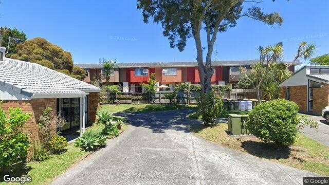 8/20 Seabrook Avenue