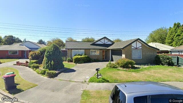8 Murfitt Place