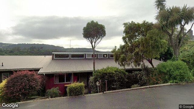 Street view of 117b Queen Street