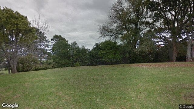 4/26A West End Road