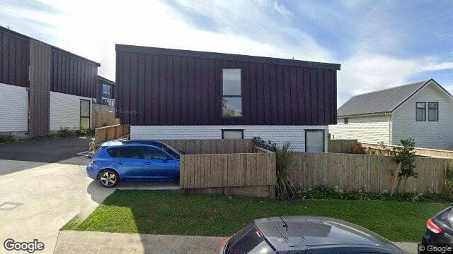 Street view of 2/62 Spenmoor Street