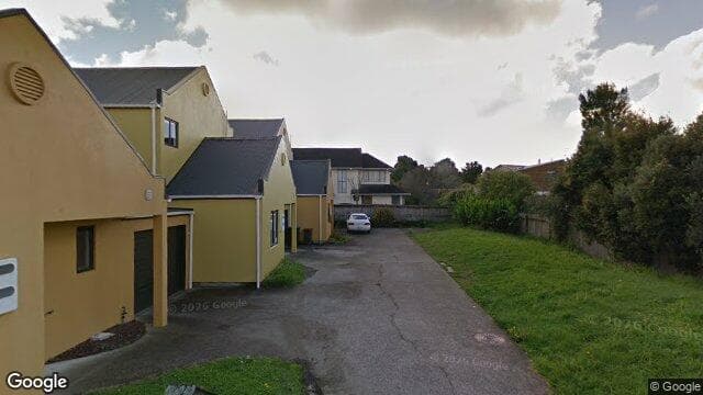 82E Riversdale Road