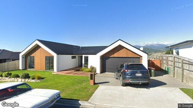45 Katania Heights