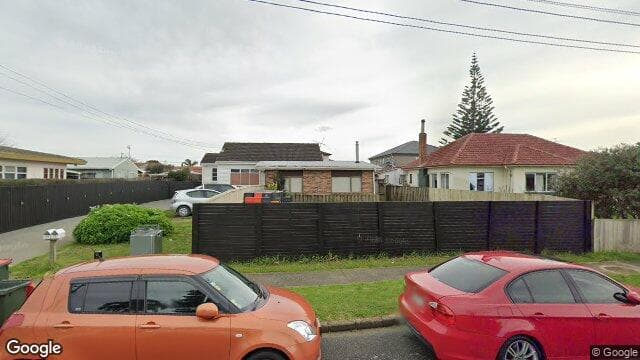 10 Nicholson Avenue