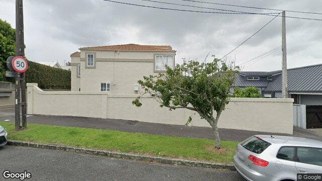 32B Wallace Street