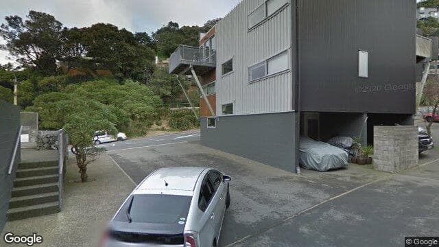 8/2 Onslow Road