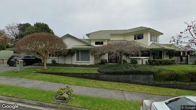 10 Cove Lane
