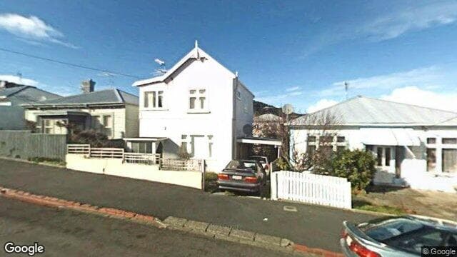 6 Picton Avenue