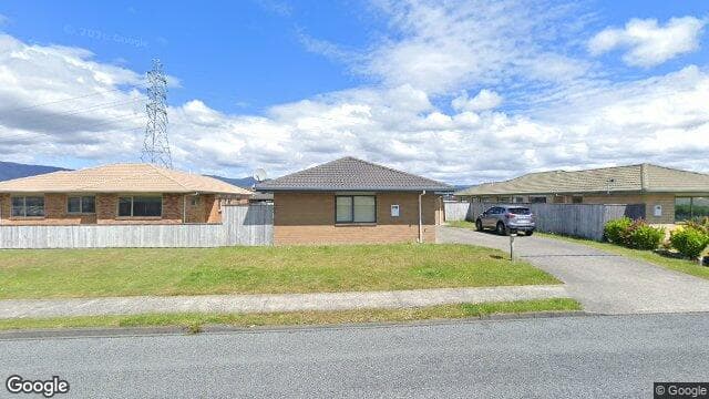 14 Percy Kinsman Crescent