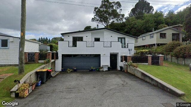 11 Dickson Street