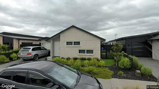 15 Naismith Street