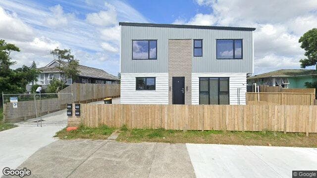 25 Friesian Drive