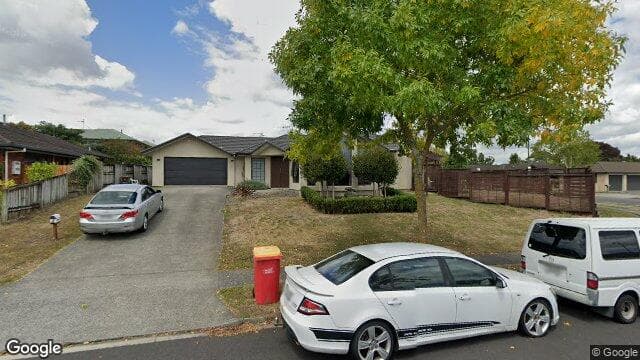 Street view of 2 Stratford Pl
