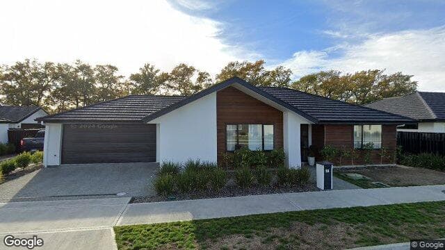 33 Oakdale Grove