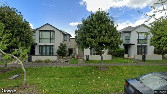 16 Mohua Avenue
