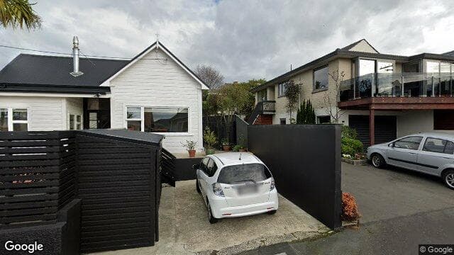 14 Sheen Street