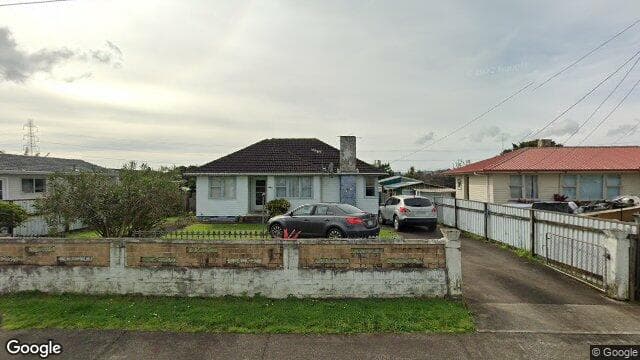18A Sandra Avenue
