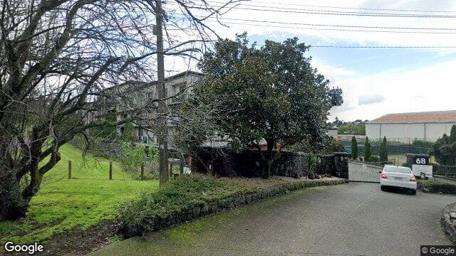 33/68 Mountain Road