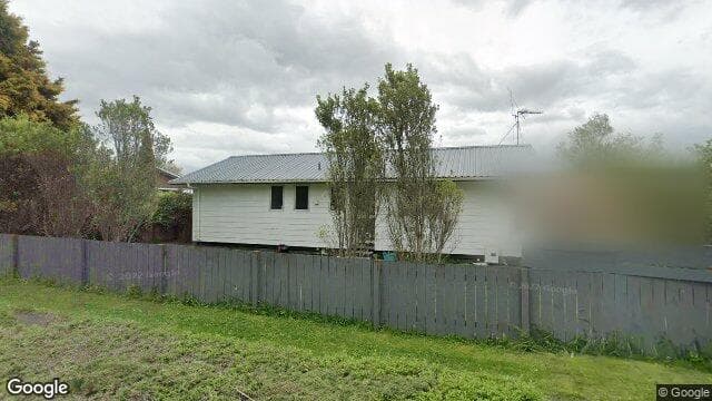 1 Reeves Close