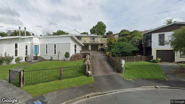 Street view of 10 Robyn Pl