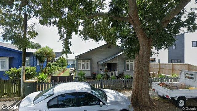 42 Avenue Road