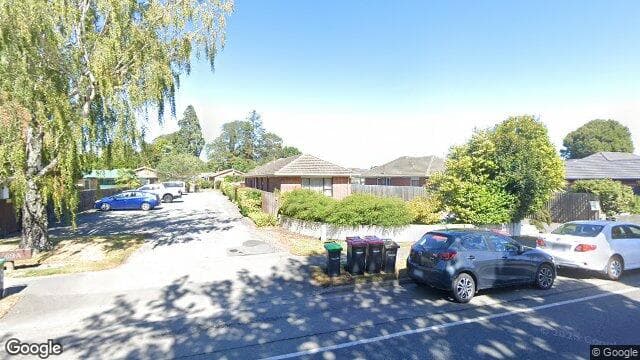 71 Yaldhurst Road