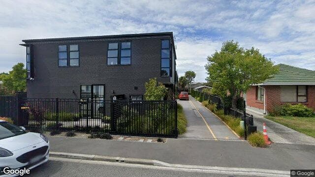 2/68 Barbour St