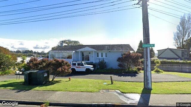 2/26 Sunset Road
