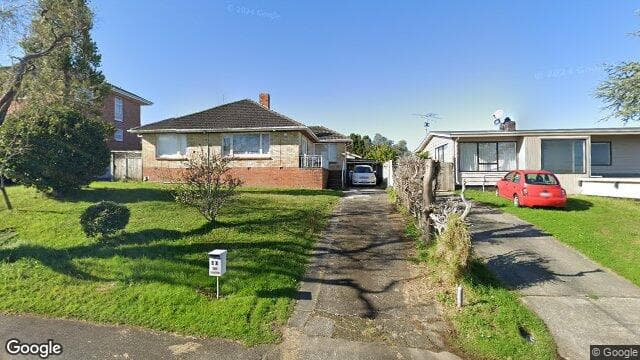 36 B Grassways Avenue