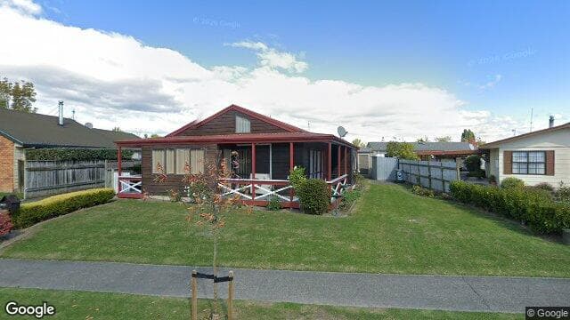 15A Jeffares Pl