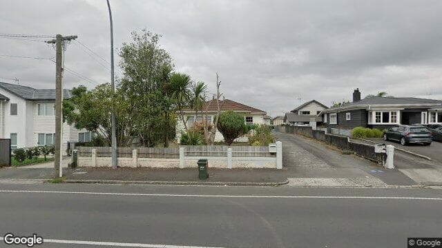 Street view of 182 Cambridge Rd