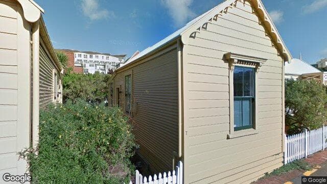7 Tonks Grove