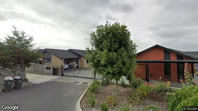 Street view of 14 Kukari Cl