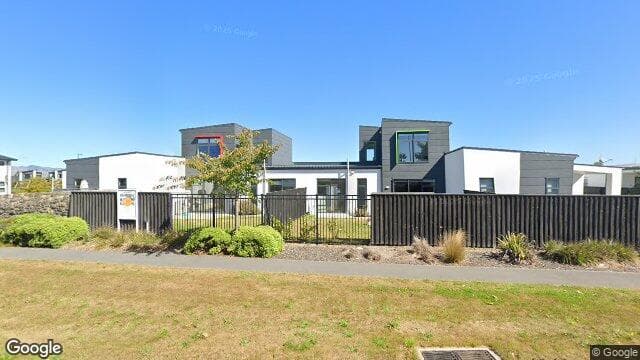 Street view of 113 Manakura Street
