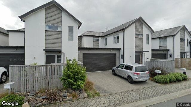 7 Yew Tree Lane