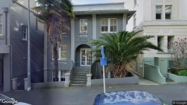 54/52/62 Emily Place