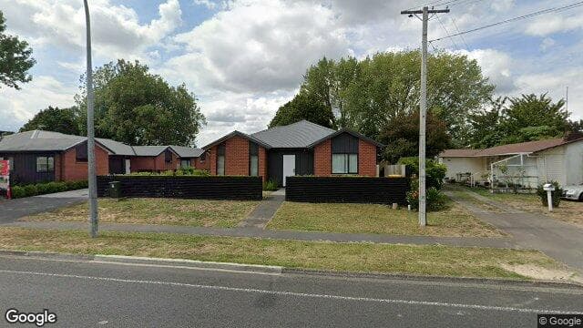 Street view of 2/142 Hukanui Rd